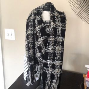 Brand New With Tags LOFT Scarf